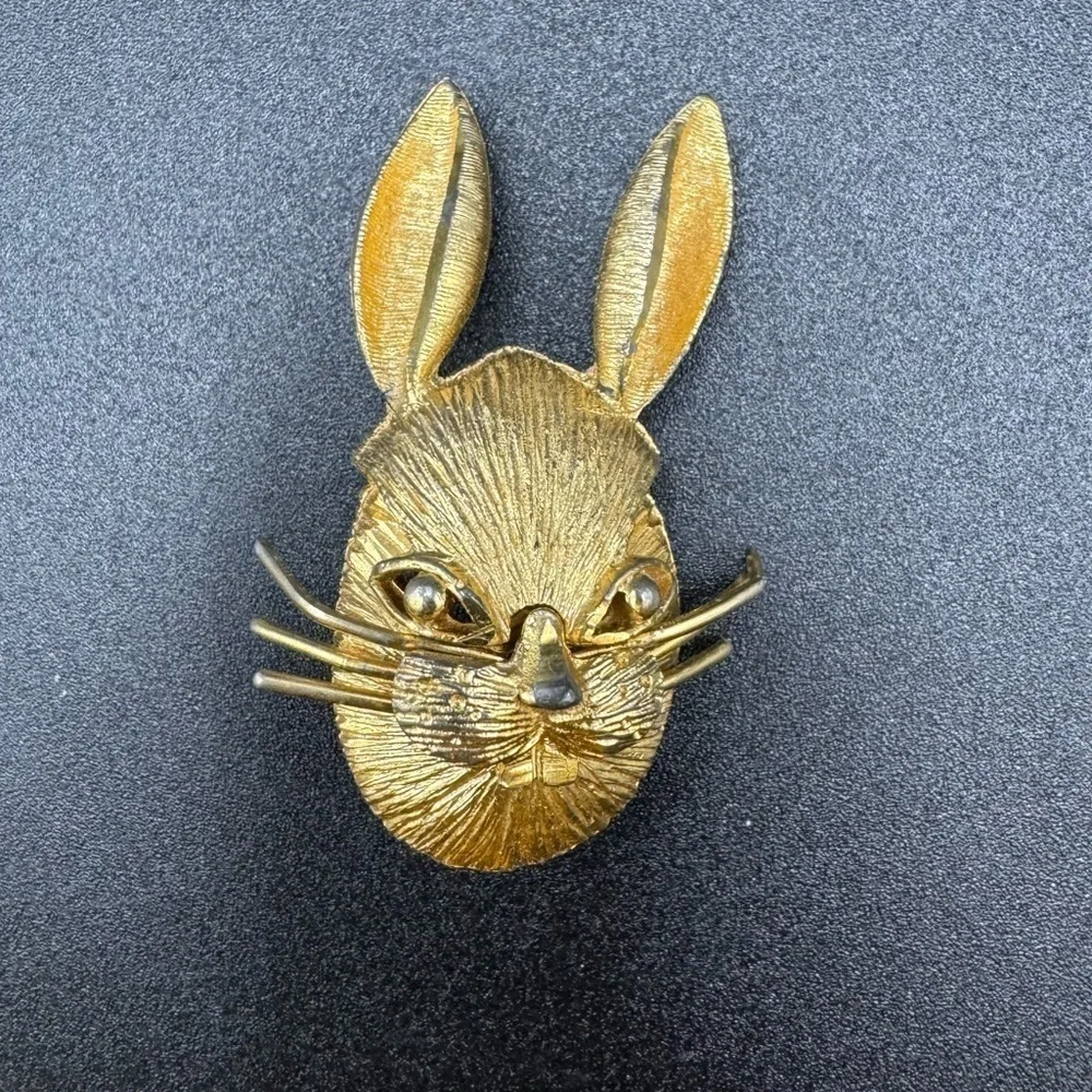 Vintage BSK Gold-Toned Rabbit Easter Bunny Pin Brooch